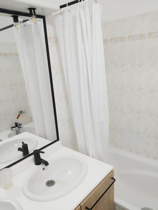 Superb Modern Apartment Clichy Esterno foto