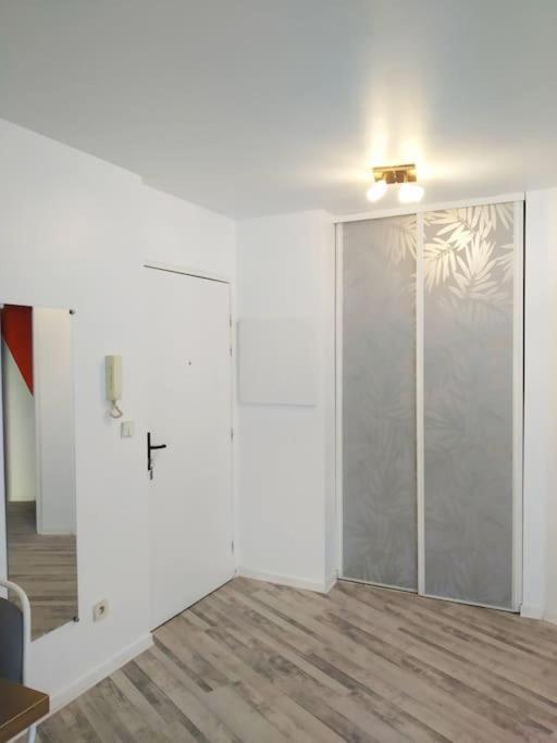 Superb Modern Apartment Clichy Esterno foto