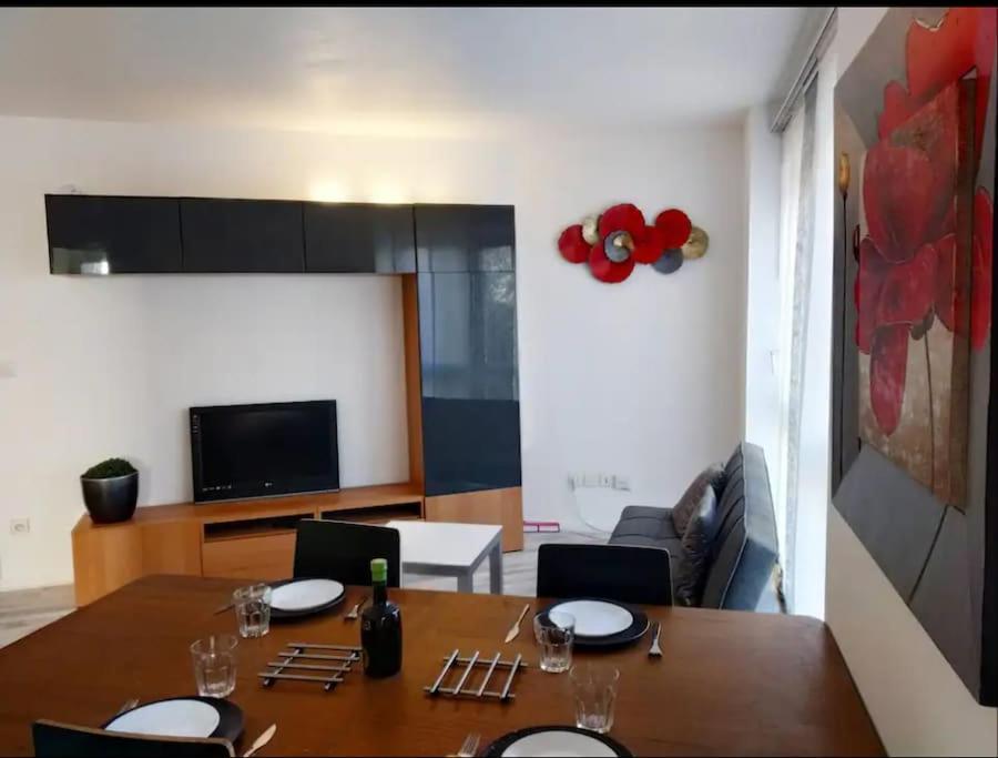 Superb Modern Apartment Clichy Esterno foto
